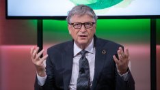 Бил Гейтс не вижда смисъл във временното спиране на развитието на изкуствения интелект