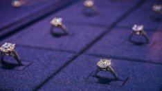 De Beers: Търсенето на диаманти в САЩ показва признаци на възстановяване