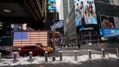 Един век данни показват, че пазарът не е имунизиран от увеличаване на данъците