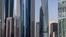 Офис пазарът в Дубай процъфтява, докато наемателите бягат от други големи градове