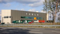 Tesla разширява капацитета на завода край Берлин с инвестиция от 250 млн. долара