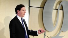 Великобритания подготвя две програми за стимулиране на кредитирането