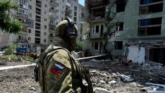 Руснаците теглят средствата си от банките, опасявайки се, че Кремъл търси пари за войната*
