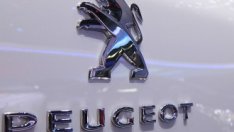 Продажбите на Peugeot рязко надолу