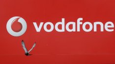 Vodafone потвърди годишната си прогноза на фона на спада на приходите ѝ