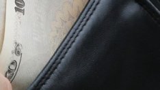 Безработицата е еврозоната остава на 11-годишното дъно от 7,5%