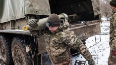 САЩ провеждат сложна операция по уточняване на позициите на съюзниците за Украйна