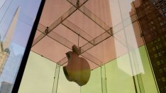 Apple се е представила по-слабо от Huawei и Xiaomi в Деня на самотните сърца