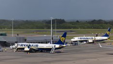 Рим разследва Ryanair заради практики да продава неавиационни услуги на платформата си