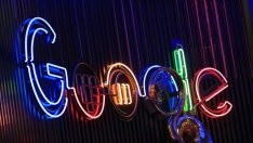 Компанията майка на Google увеличи неочаквано силно приходите си