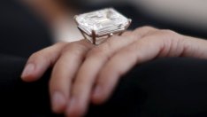 Перфектен диамант беше продаден за 20 млн. долара