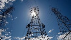 Наредбата за цените на тока нарушава правата на потребителите, смята омбудсманът