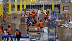 Компанията, която дава складове под наем на Amazon, е продадена