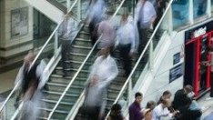 Продажбите на дребно в САЩ са изпратили 2019 г. с повишение