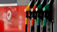 ОПЕК: Спекулантите вдигат цената на петрола, но свръхпредлагането продължава  