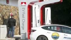 МАЕ: Продажбите на електромобили може да достигнат исторически връх през 2022 г.