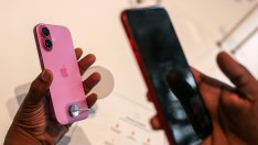 Съветник на Тръмп: Не искаме да навредим на Apple с митата върху iPhone