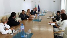 До 50 хил. лв. ще получават малки и средни предприятия за излизане на борсата