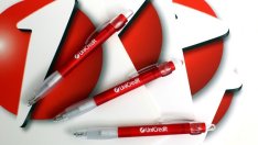 Продажбата на Pioneer подкрепи печалбата на UniCredit за тримесечието