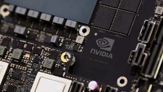 Тръмп може да позволи на Nvidia да продава олекотена версия на най-модерния си AI чип в Китай