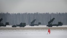 Украйна: Руска ракета е пресякла въздушното пространство на НАТО, Румъния отрече*