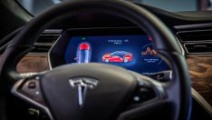 Пекински съд нареди на Tesla да компенсира купувач заради повреден електромобил