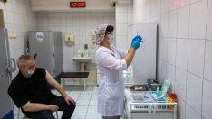Москва започна масови ваксинации със Спутник V