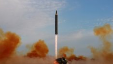 САЩ виждат "четири или пет" сценария за решаване на кризата със Северна Корея