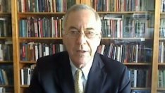 Стив Ханке: Скоро ще видим по-висока инфлация и по-слаба лира в Турция