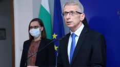 Николай Денков: Думата "ревизия" не е сред приоритетите на МОН