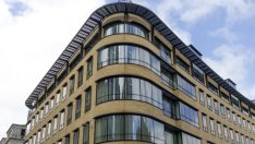 Централата на Deutsche Bank в Лондон беше продадена на малайзийска компания за 257 млн. паунда