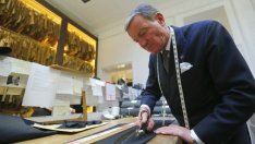 Как шивачите от лондонската "Севил Роу" оцеляват в сегашните времена?