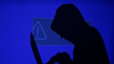 Великобритания увеличава помощта срещу кибератаки в Украйна