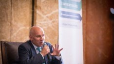 Левон Хампарцумян се оттегля от УниКредит Булбанк 