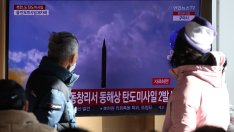 Северна Корея изстреля още две балистични ракети