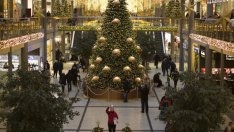 Коледа дава тласък на продажбите в нехристиянски страни