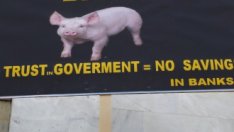 Рецесията и дълговите проблеми в Гърция са по-тежки от очакваното