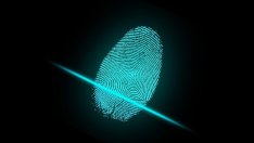 Семерджиев отлага въвеждането на пръстовия идентификатор в извънболничния сектор