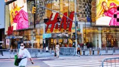 H&M се завърна към печалбата с неочаквано силно представяне