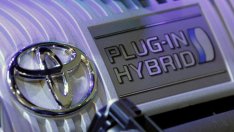 Toyota дава достъп до патенти за хибридни превозни средства