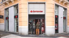 Santander обеща нетна печалба от 20 млрд. евро през 2028 г.