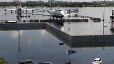 Анализатори понижават прогнозите си за PC пазара заради наводнението в Тайланд 