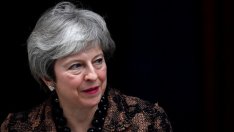 Тереза Мей обеща да не отлага Brexit