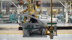 Европейските автоконцерни изостават от конкуренцията по ръст на продажбите и печалбата