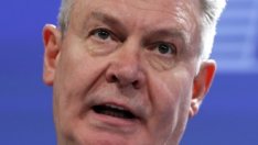 Де Гухт: Китай не може да бъде "свободен ездач" в световната търговия