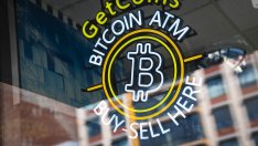 Биткойнът се задържа на зелена вълна малко под прага от 24 хил. долара