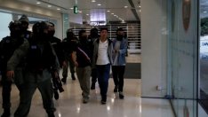 Протестиращите в Хонконг щурмуват моловете