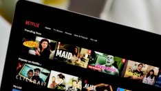 Акциите на Netflix се сринаха с 35% за ден в най-лошата сесия от 2004 г.