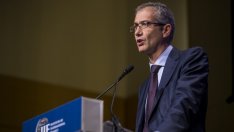 Де Кос от ЕЦБ: Войната в Украйна е нож с две остриета за ценовата стабилност