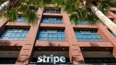 Stripe свива вътрешната си оценка с 28%
